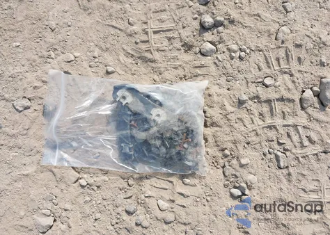 2015 Ford Escape Se z USA, uszkodzony, nr VIN 1FMCU0GX3FUB38939